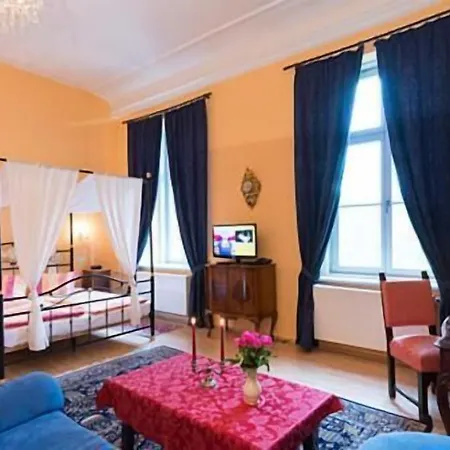 Schlosshotel Ruehstaedt Garni - Natur & Erholung An Der Elbe 3*