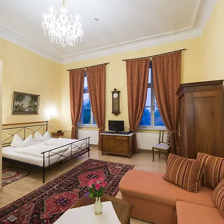 Schlosshotel Ruehstaedt Garni - Natur & Erholung An Der Elbe 3* Ruhstadt