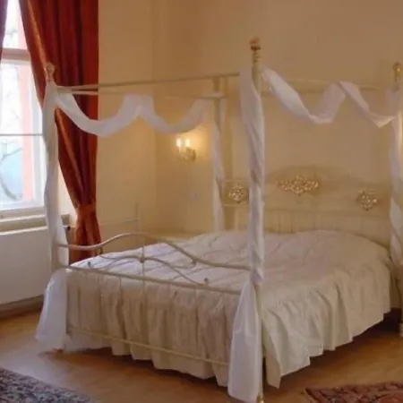 Schlosshotel Ruehstaedt Garni - Natur & Erholung An Der Elbe Ruhstadt