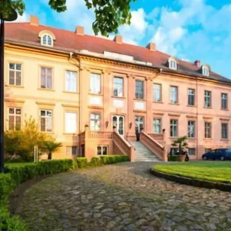 Schlosshotel Ruehstaedt Garni - Natur & Erholung An Der Elbe 3* Ruhstadt