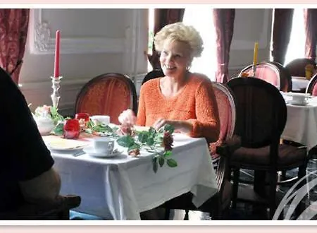 Schlosshotel Ruehstaedt Garni - Natur & Erholung An Der Elbe Ruhstadt