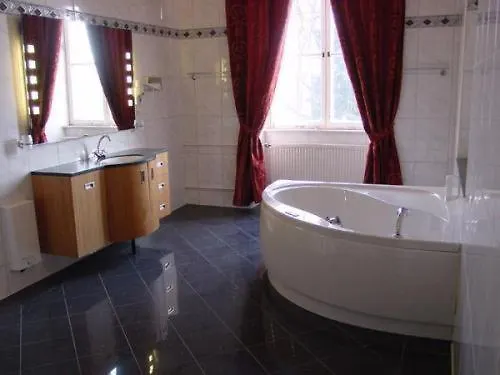 Garni - & Erholung An Der Elbe Hotel 3*